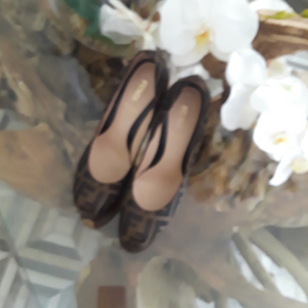 Fendi pumps